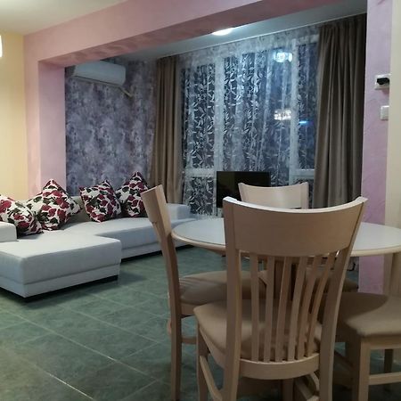 Studio Magelan Apartment Ruse Bagian luar foto